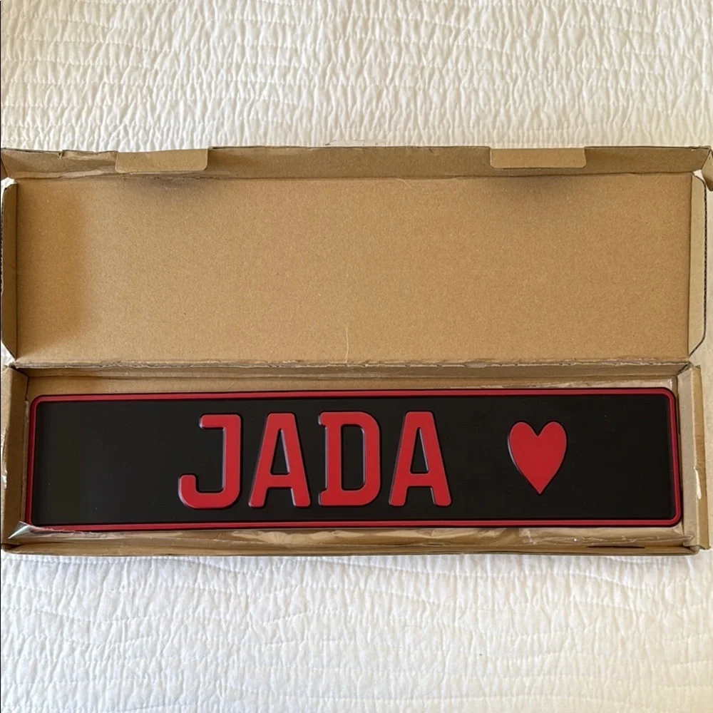European Custom Car Tag  with name “ JADA” and a Heart - Picture 4 of 4